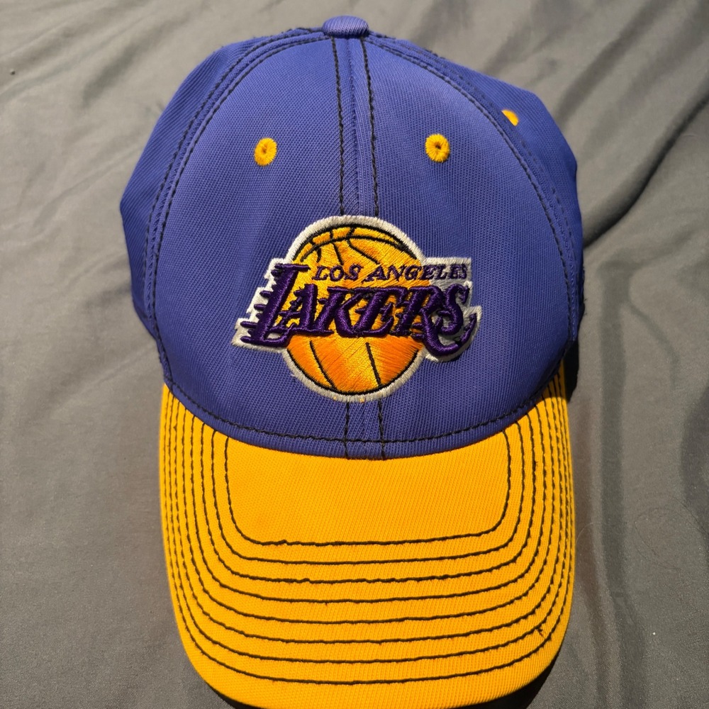 Adidas Los Angeles Lakers FitMax70 Hat Purple Gold NBA Basketball Cap L/XL